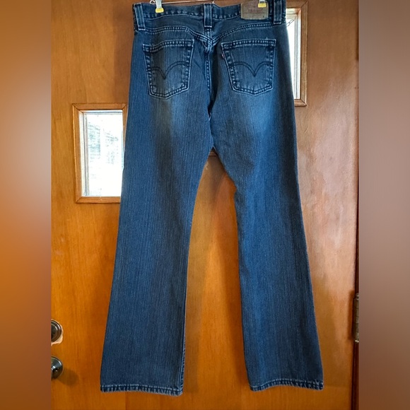 EUC Levi’s denim jeans. Size 9. Juniors. - Picture 2 of 10